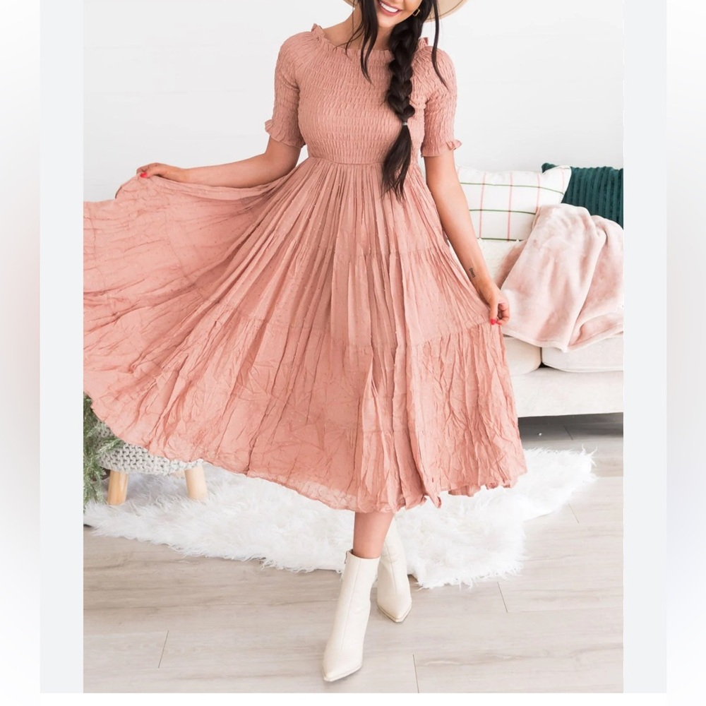 Tea n Rose Blush Midi Dress